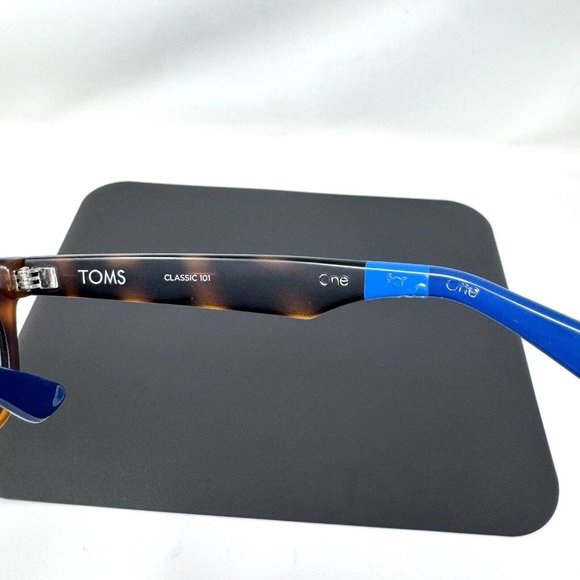 TOMS Sunglasses CLASSIC 101 S001-023-03 Frames 55 [] 17 140 main image 4